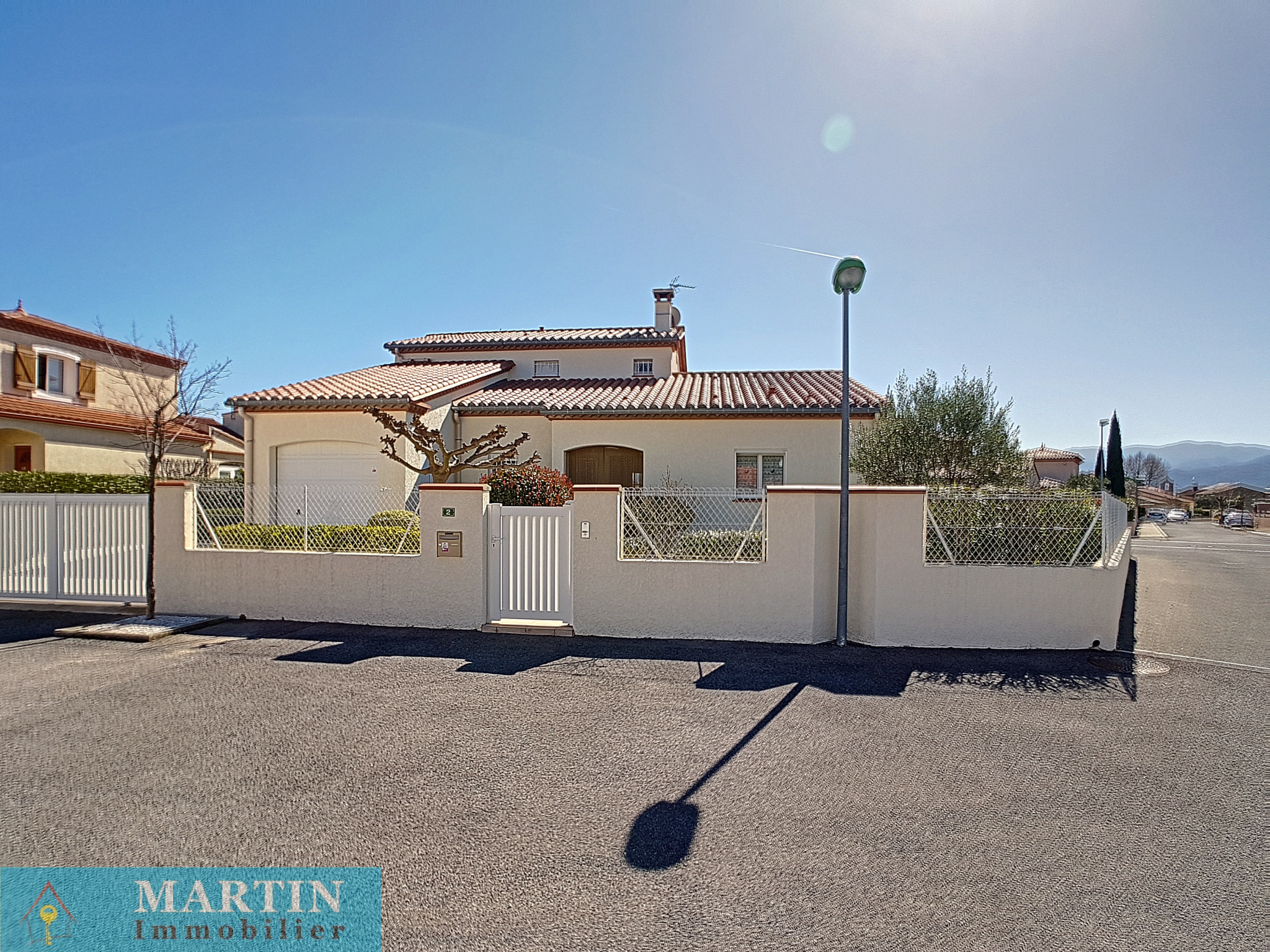 vente À acheter à SaintJeanPlaDeCorts (66) Villa avec piscine