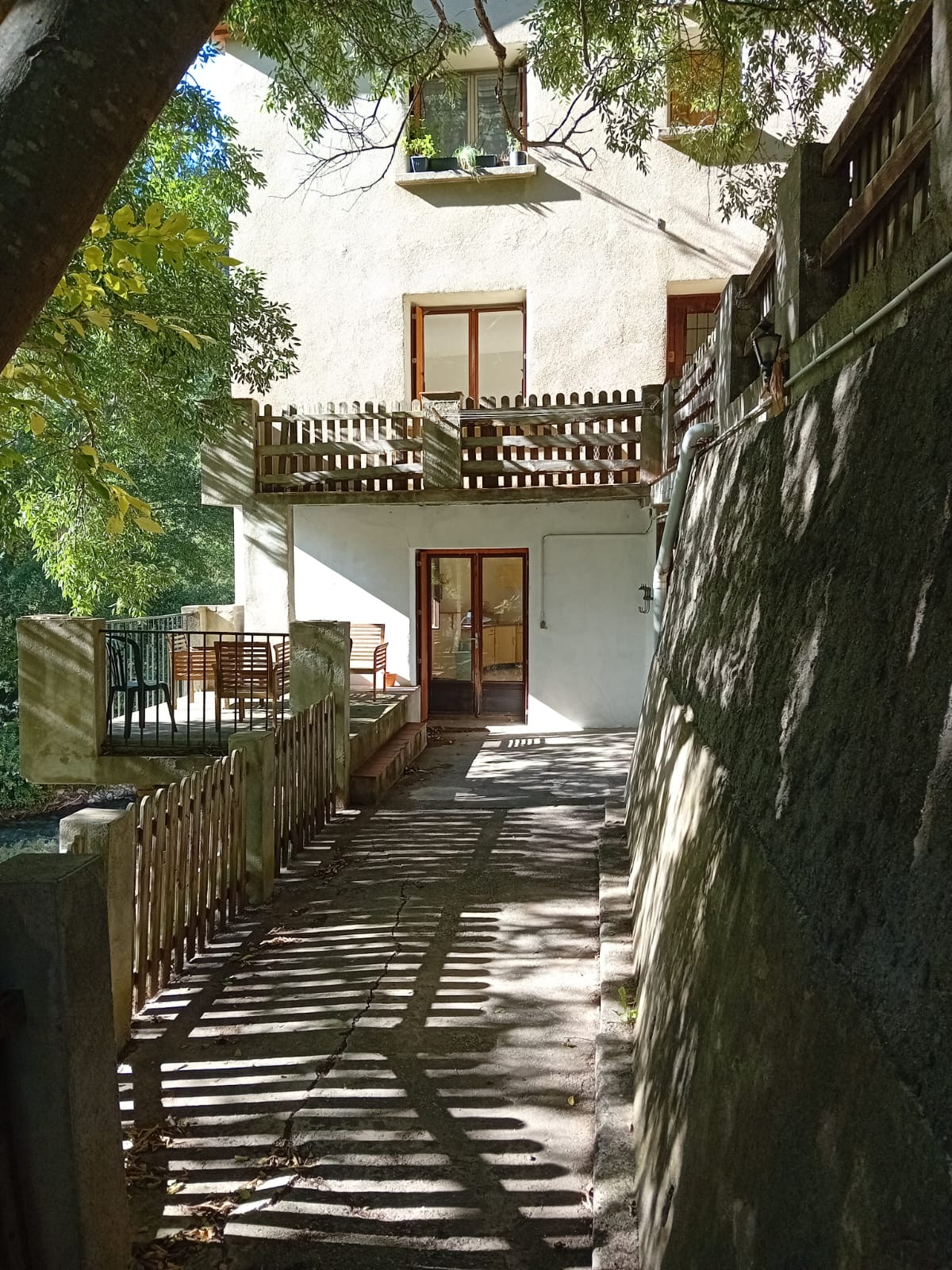  Maison - 15 pièces - 330.08 m2 - Terrain 521 m2